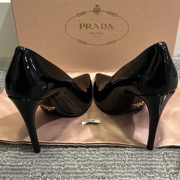 PRADA black highheels - Picture 3 of 4